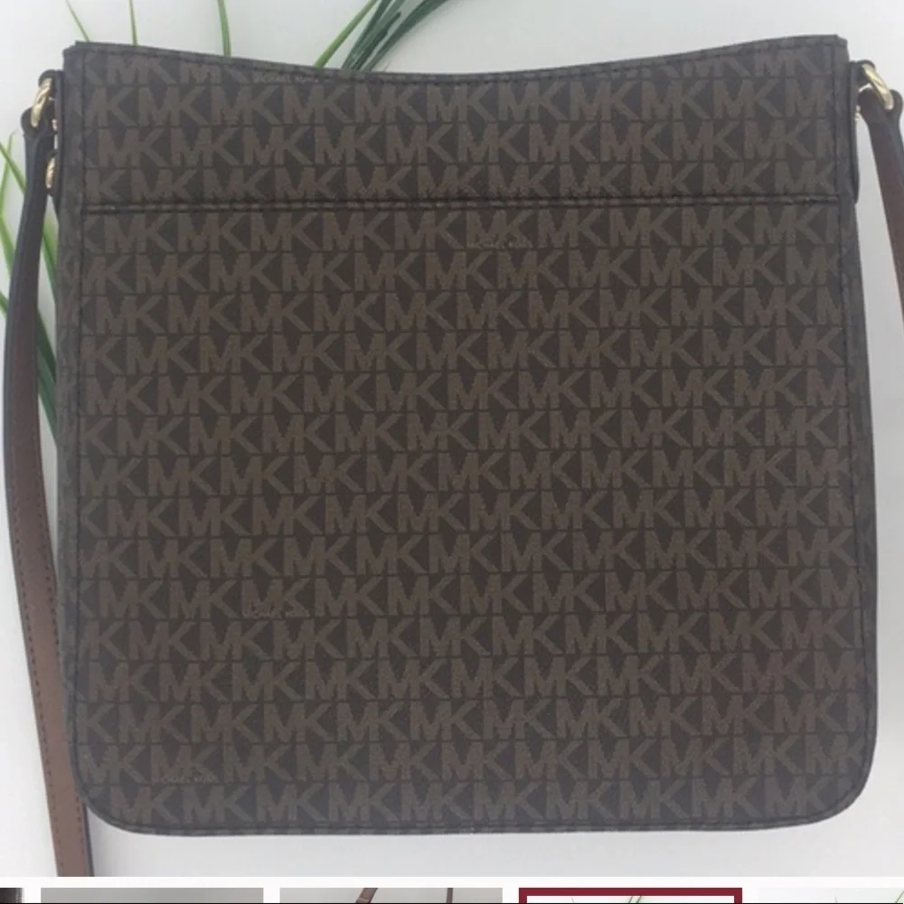 Michael Kors LG MESSENGER Crossbody BROWN
